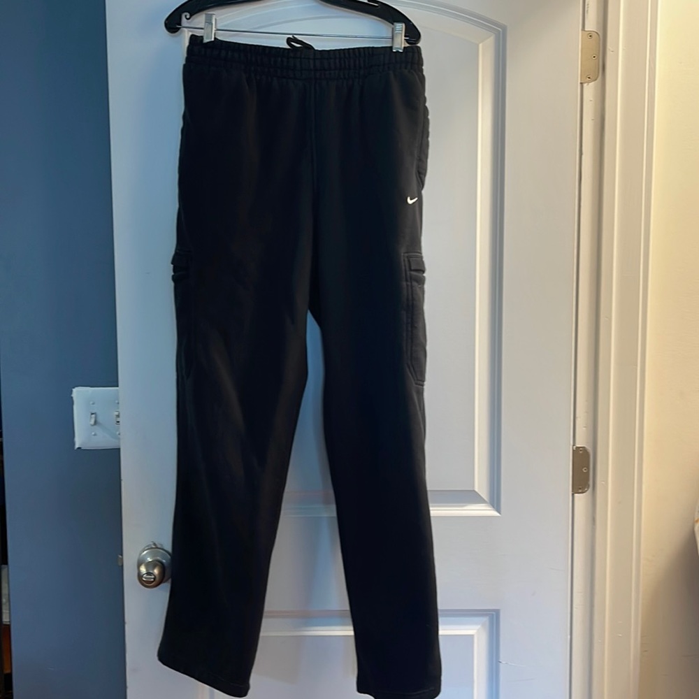 Nike Black Drawstring Regular And Side Pockets Xl - image 1